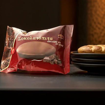 Sokolatopita 100g von Toumpourleka – traditionelle griechische Schokoladenspezialität, verzehrfertig und ideal zum Kaffee.