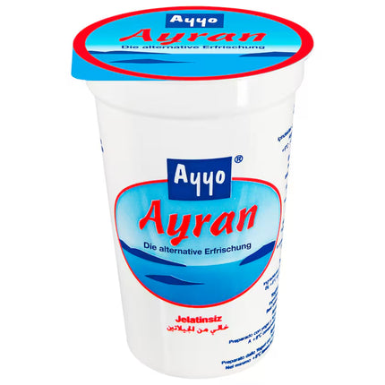 Ayyo Ayran 20 Bechern à 250 ml – traditioneller, leicht gesalzener Joghurt-Drink mit cremiger Konsistenz, ideal als erfrischende Beilage zu Grillgerichten, Döner und orientalischen Speisen in Gastronomie und Großküche. Dieses Produkt wird angeboten von Getca GmbH.