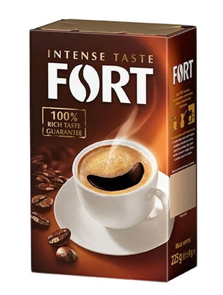 Fort Ground 100g ist ein gemahlener Röstkaffee, der aus einer Mischung von **70 % Arabica und 30 % Robusta** besteht. Diese Kombination sorgt für ein intensives Aroma und einen ausgewogenen Geschmack, der Kaffeeliebhaber begeistert. Perfekt für alle, die einen kräftigen und aromatischen Kaffee genießen möchten! Das Produkt wird von der GEtca GmbH angeboten.