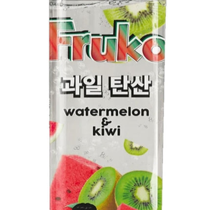 Fruko Frutti Watermelon & Kiwi 330 ml – eine exotische und fruchtige Erfrischung mit dem einzigartigen Geschmack von Wassermelone und Kiwi. Enthält spritzige Fruchtsäfte, Kohlensäure und eine angenehme Süße für ein belebendes Genusserlebnis. Erhältlich bei GEtca GmbH.