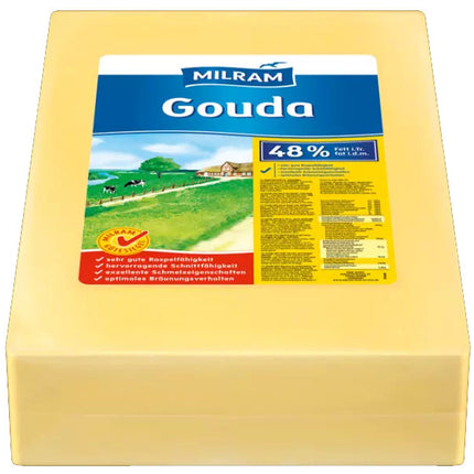 Milram 48% Gouda, ca. 15 kg schwerer Block, cremiger Schnittkäse aus Kuhmilch mit mild-würzigem Geschmack, angeboten von GEtca GmbH. Ideal für Gastronomie und Großverbraucher, perfekt zum Schneiden, Reiben oder Schmelzen.