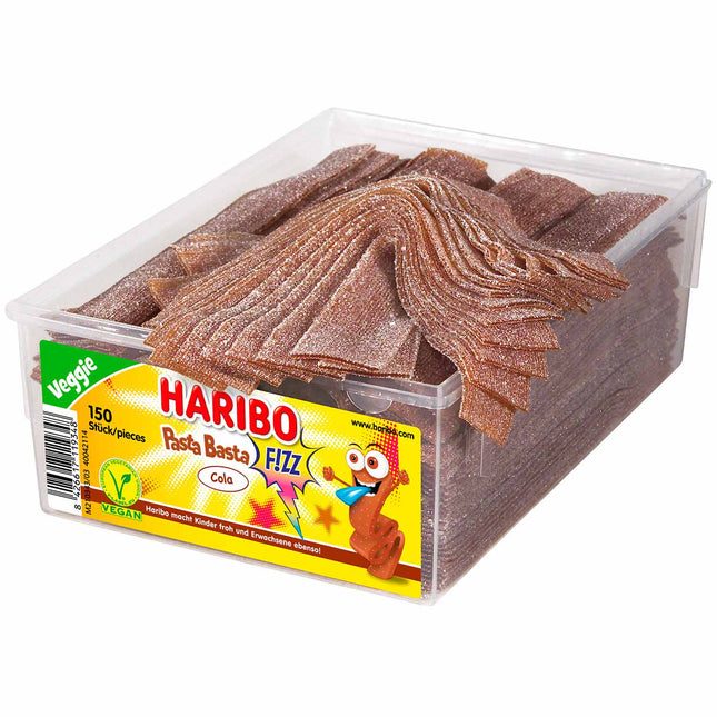 150er-Pack Haribo Pasta Basta Cola FIZZ veggie (1125 g) – Fruchtige Kaubonbons mit intensivem Cola-Geschmack und spritziger Säure. Perfekt für eine vegane und aufregende Nascherei. Angebot von GEtca GmbH.