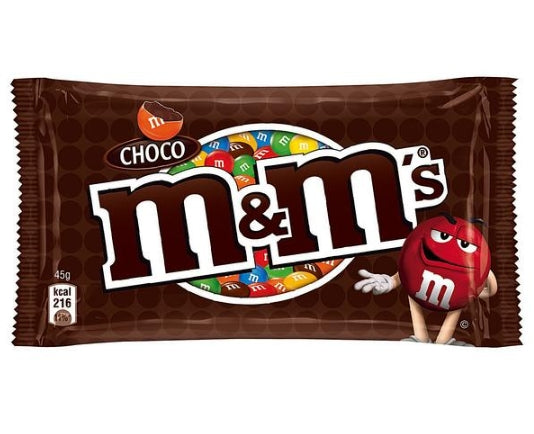 M&M's Schokolade 45g sind knusprige Schokolinsen mit einer leckeren Milchschokoladenfüllung. Perfekt für alle, die den klassischen Schokoladengeschmack in einer bunten und knackigen Form genießen möchten! Das Produkt wird von der GEtca GmbH angeboten.