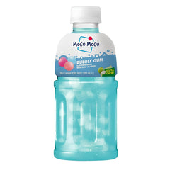 Produktbild von Mogu Mogu Bubble Gum mit Nata de Coco, 24 Flaschen à 320 ml. Süßes Erfrischungsgetränk mit Kaugummi-Geschmack und exotischen Kokosgel-Stückchen. Angebot von Getca GmbH.