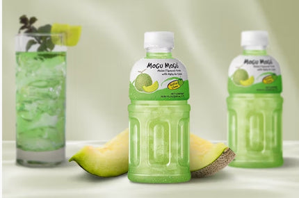 Mogu Mogu Melon 320 ml – eine köstliche und fruchtige Erfrischung mit dem süßen, aromatischen Geschmack von saftiger Melone. Enthält echte Fruchtstücke, eine angenehm prickelnde Süße und sorgt für ein einzigartiges Trink-Erlebnis. Erhältlich bei GEtca GmbH.