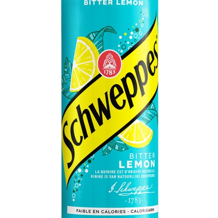Schweppes Bitter Lemon 330 ml ist ein spritziges Erfrischungsgetränk mit intensivem Zitronengeschmack und einer leicht bitteren Note durch Chinin. Es bietet eine erfrischende Balance aus Süße und Säure. Erhältlich bei GEtca GmbH.