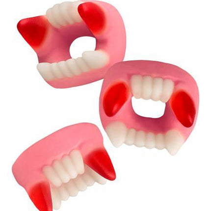 Die Packung Trolli Dracula 1050g enthält weiche, fruchtige Schaumzucker-Gummis in einer schaurig-leckeren Vampirform – perfekt für einen verspielten und süßen Genussmoment. Das Produkt wird von der GEtca GmbH angeboten.